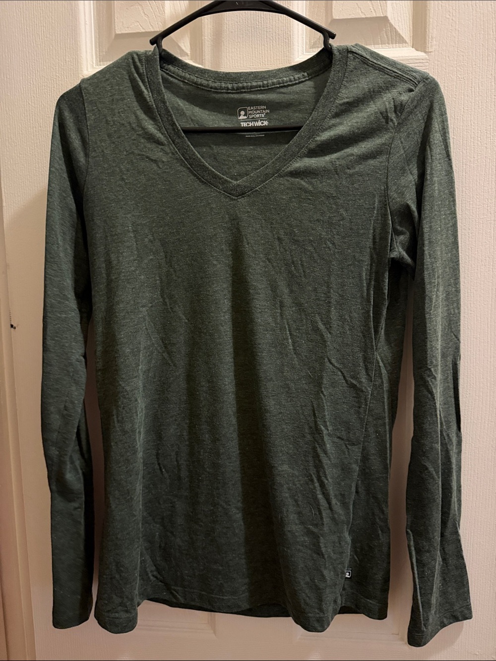 Eastern Mountain Sports Women's V-Neck Long Sleeve Top in Forest Green